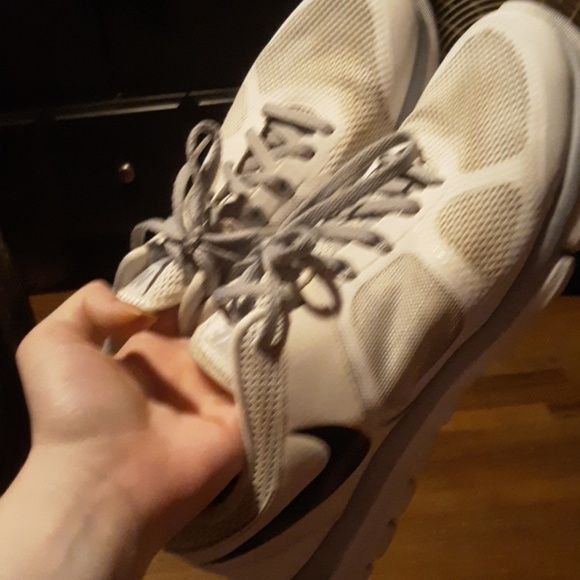 Shoes - Picture 3 of 3